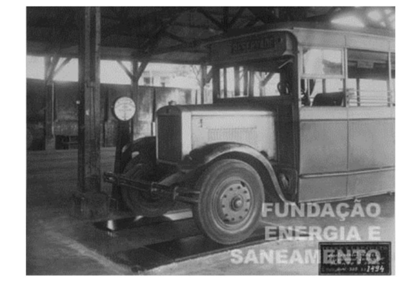 Banco de imagens do Museu da Energia ajuda a contar a história dos ônibus elétricos em São Paulo